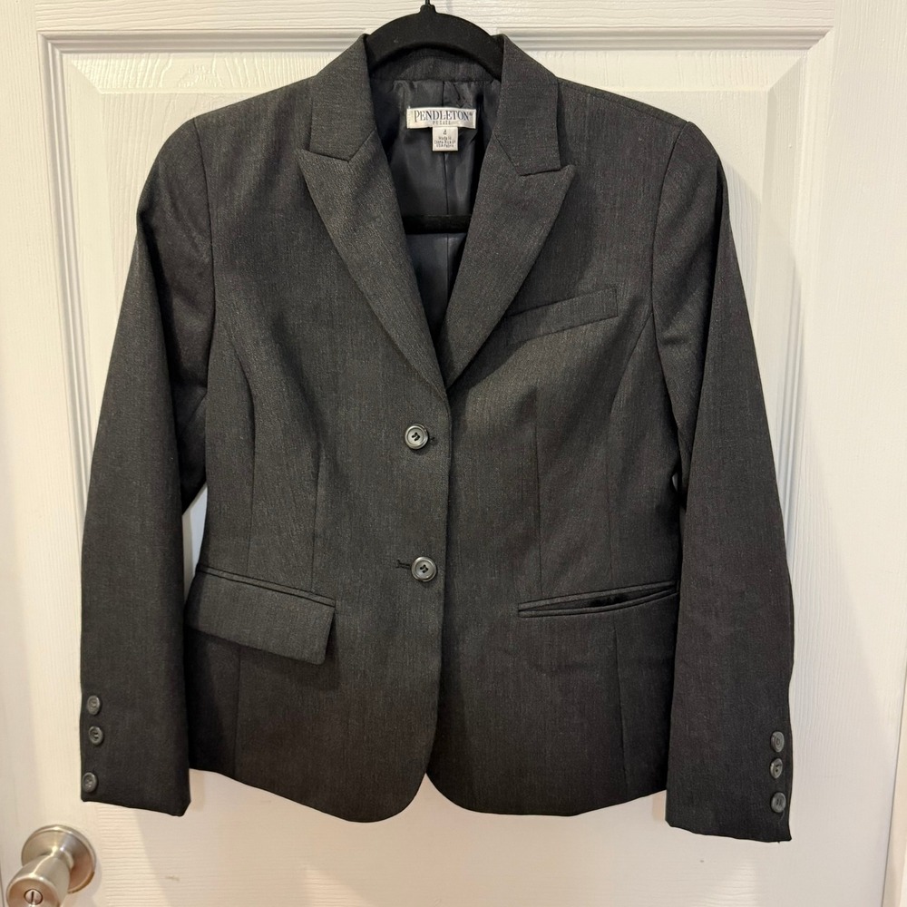 Vintage Pendleton Petite‎ Size 4 Women's 100% Virgin Wool Blazer Gray Academia